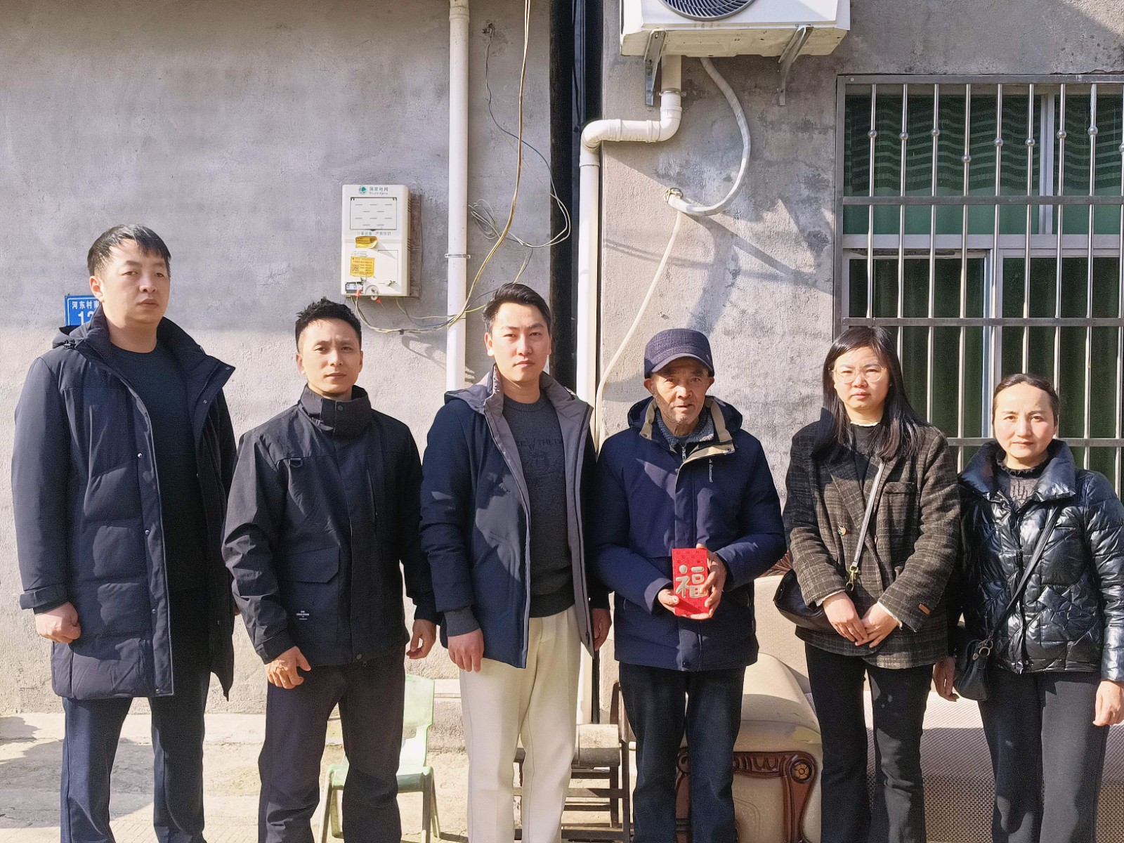 情暖寒冬,心系民生——易順建工集團(tuán)開展困難黨員及群眾慰問活動(dòng)